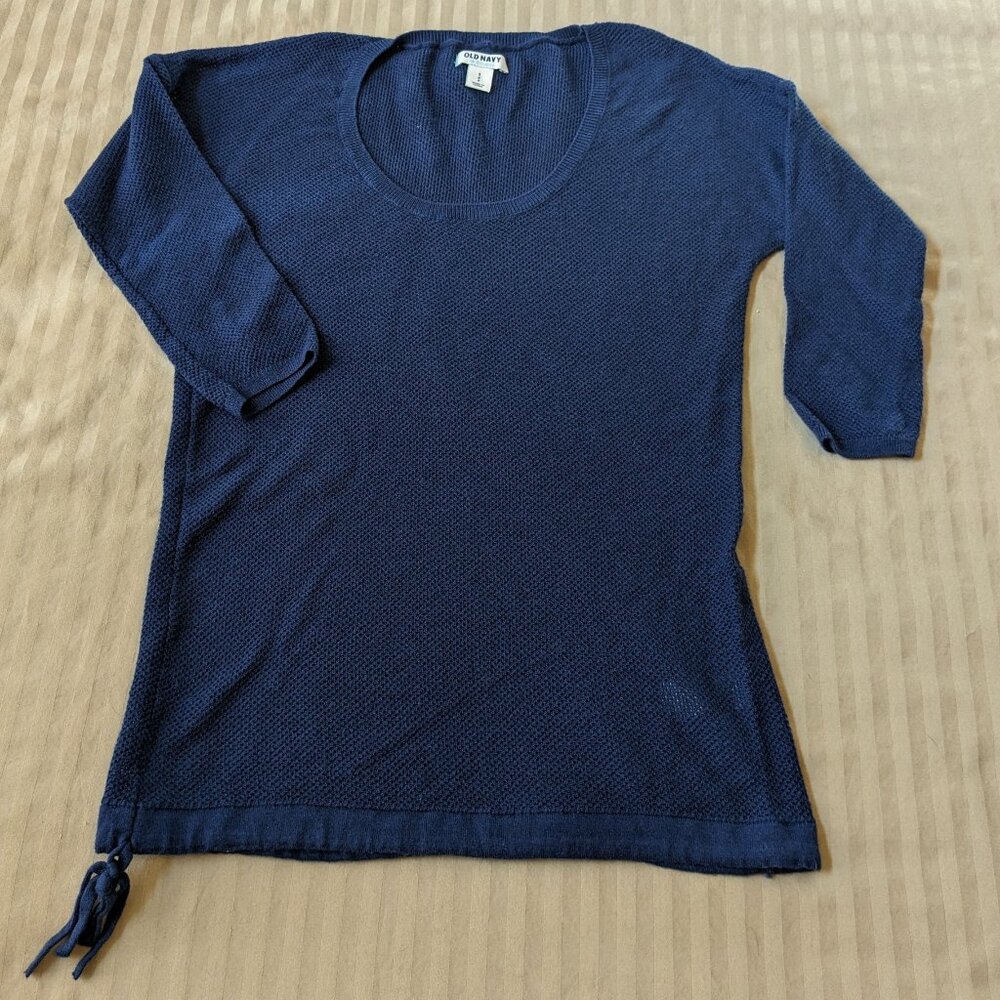 Old Navy Scoop Neck Pullover Top with Drawstring Bottom